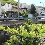 Bozovic Apartments I