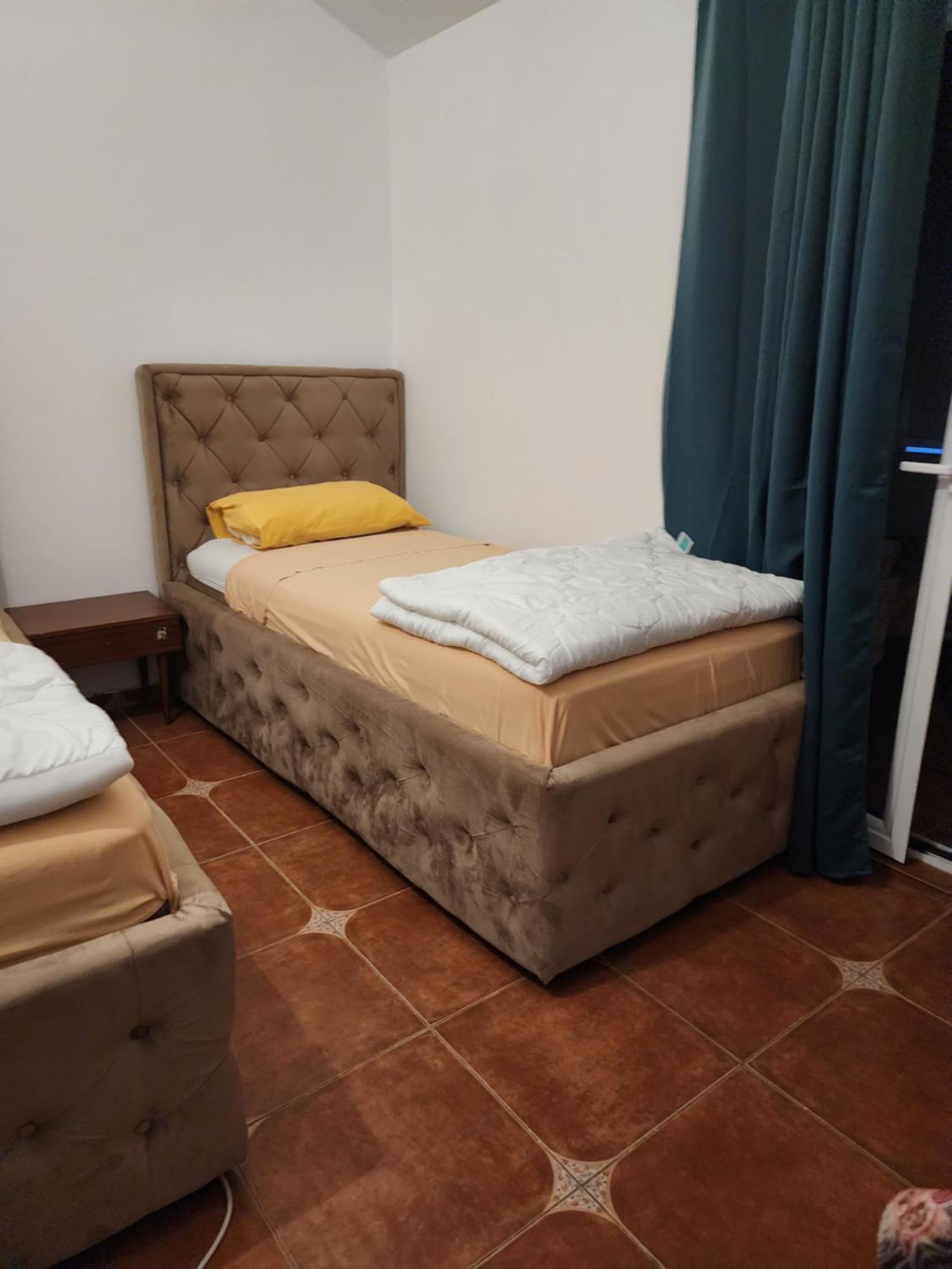 Bozovic I Privatunterkunft Budva